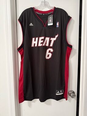 NWT Adidas Miami Heat LeBron James basketball jersey XL men’s